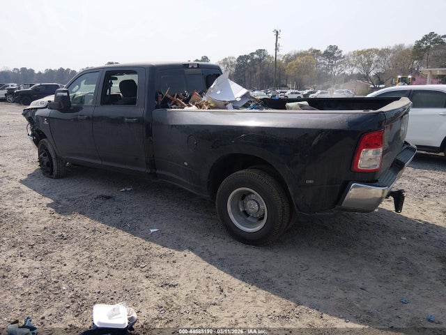Ram 3500 Tradesman  4x4 8' Box