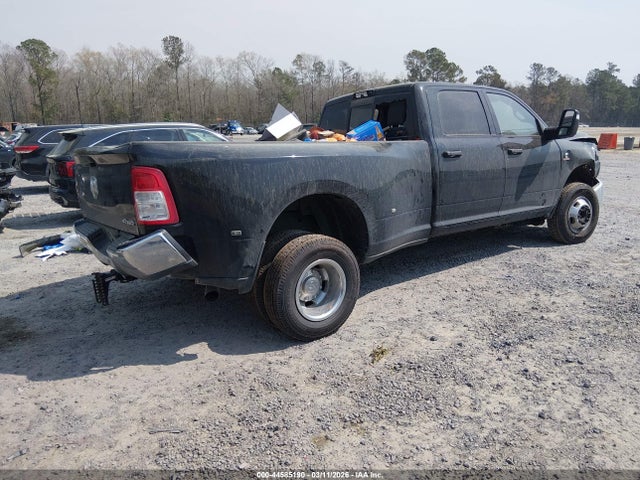 Ram 3500 Tradesman  4x4 8' Box