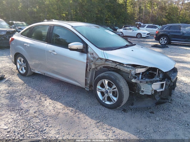 Salvage Ford Focus Image