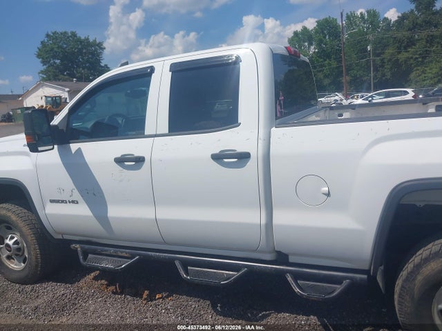 GMC Sierra 2500