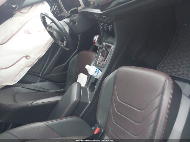 Volkswagen Jetta 2.0t Autobahn