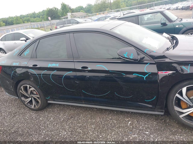Volkswagen Jetta 2.0t Autobahn