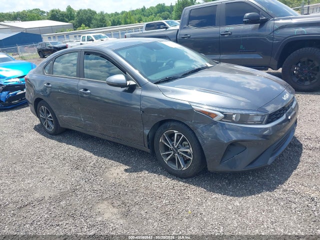 Salvage Kia Forte Image