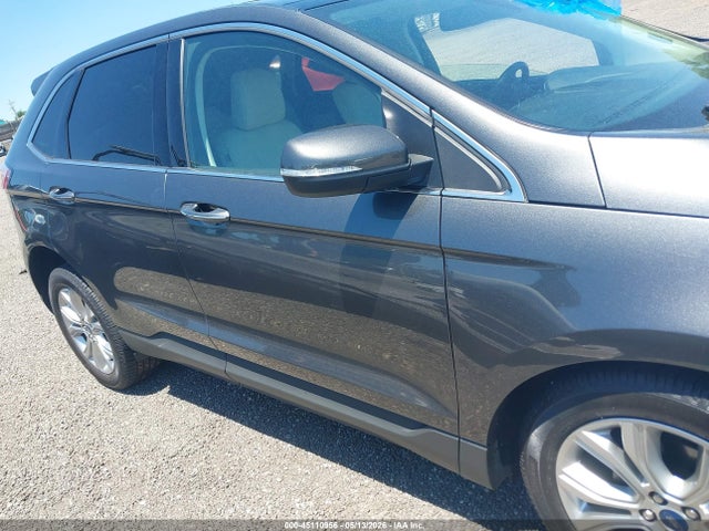 Ford Edge Titanium