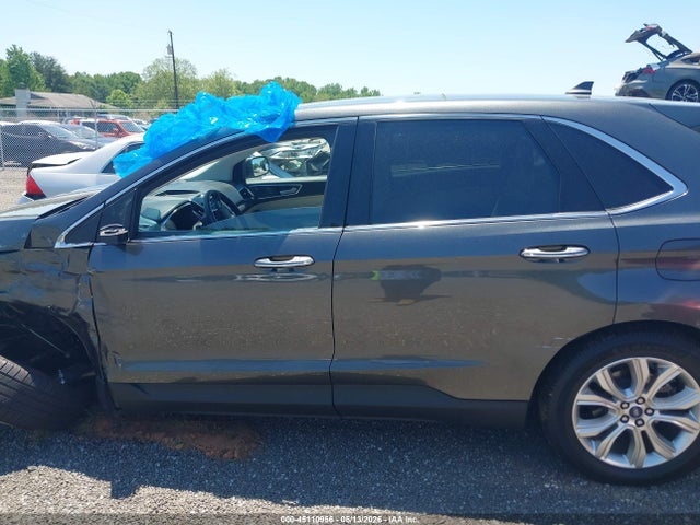 Ford Edge Titanium