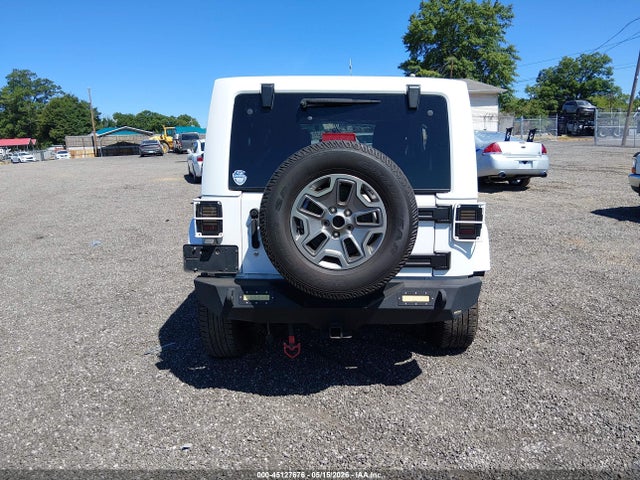 Jeep Wrangler Sahara