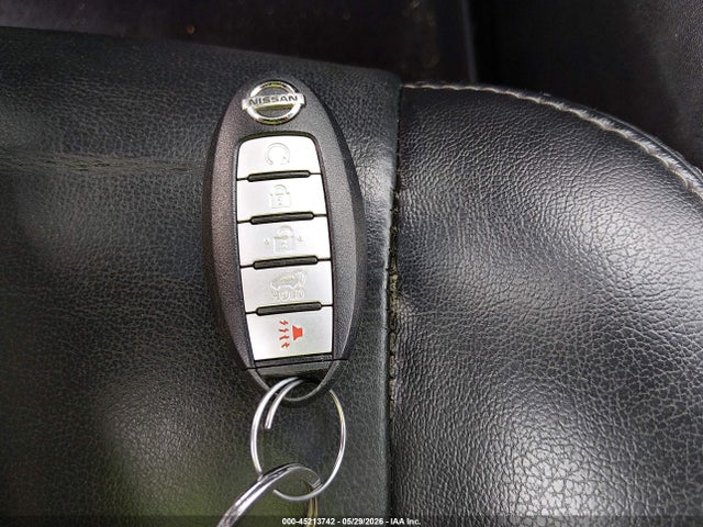 Nissan Pathfinder Sl