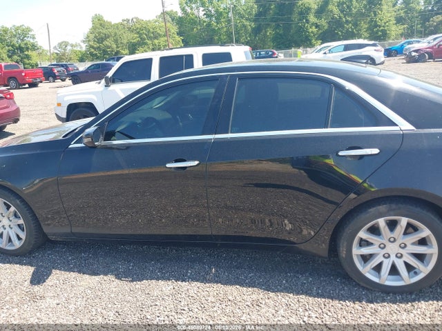 Cadillac CTS Standard