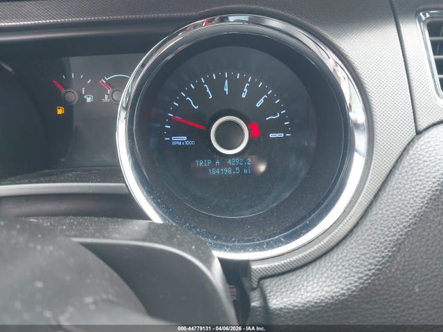 Ford Mustang V6