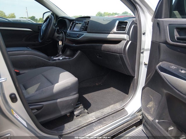 Toyota Highlander Le