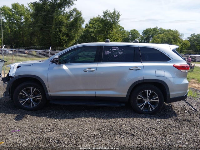 Toyota Highlander Le