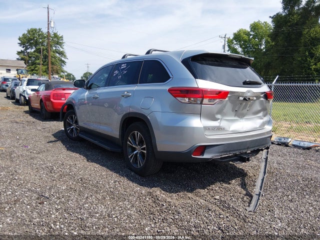 Toyota Highlander Le