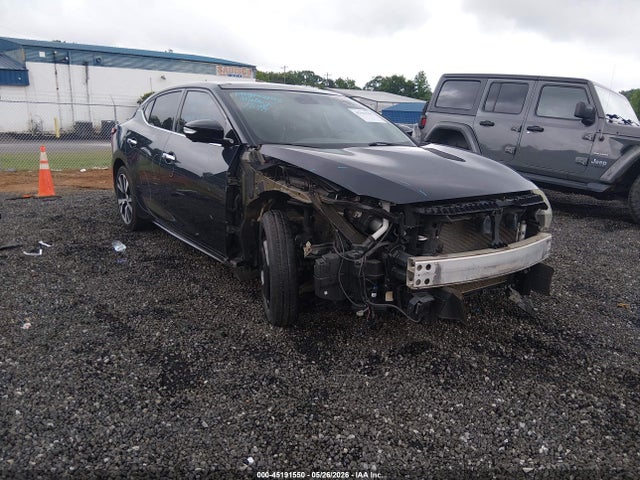 Salvage Nissan Maxima Image