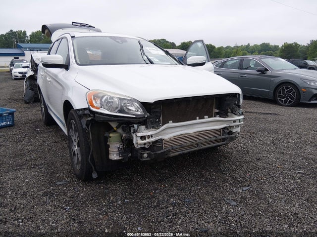 Volvo XC60 T6