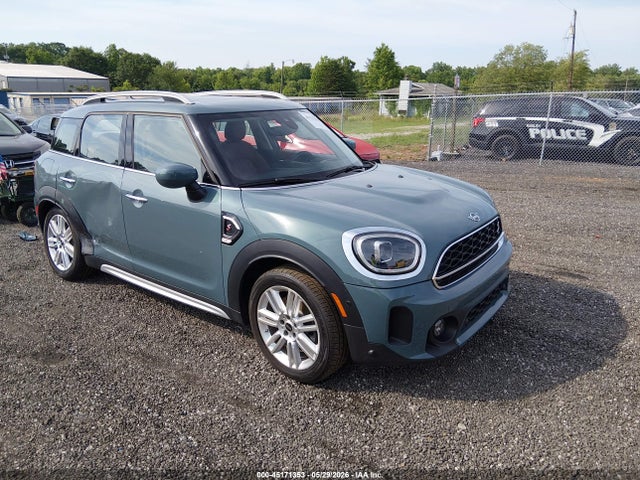 Salvage MINI Countryman Image