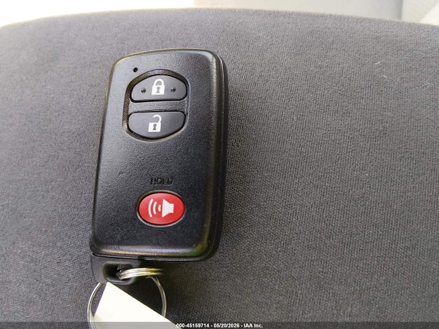Toyota Prius Three