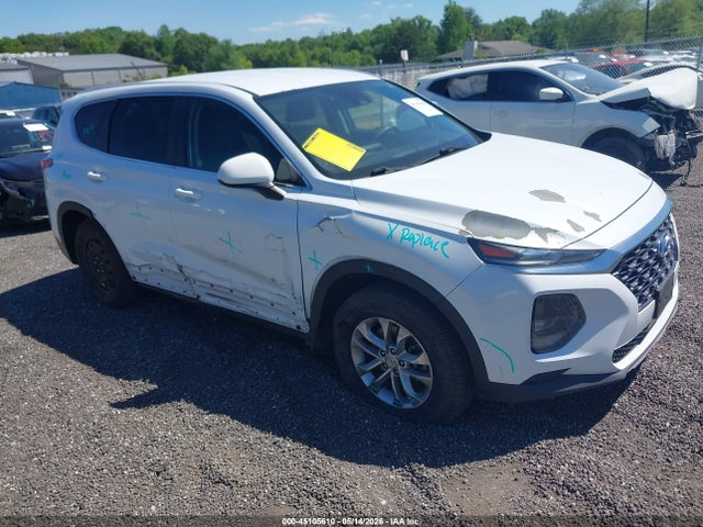 Salvage Hyundai SANTA FE Image