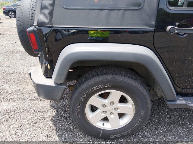 Jeep Wrangler Sport 4x4