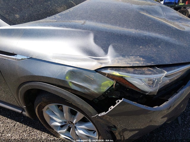 INFINITI Qx Essential