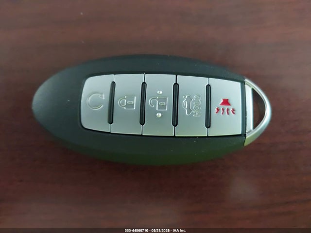 INFINITI Qx Essential
