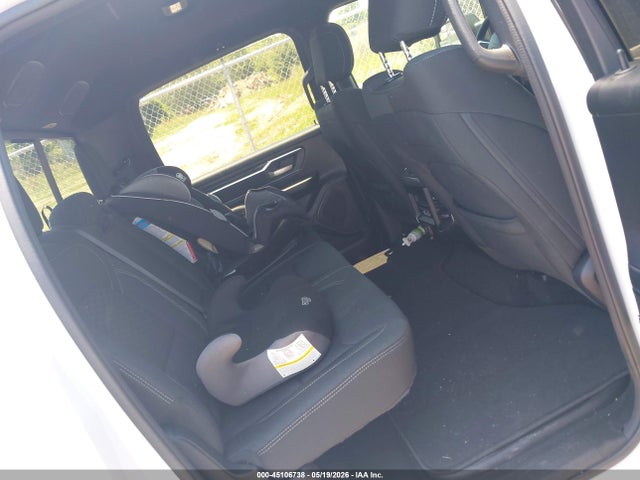 Ram 1500 Big Horn  4x2 5'7 Box