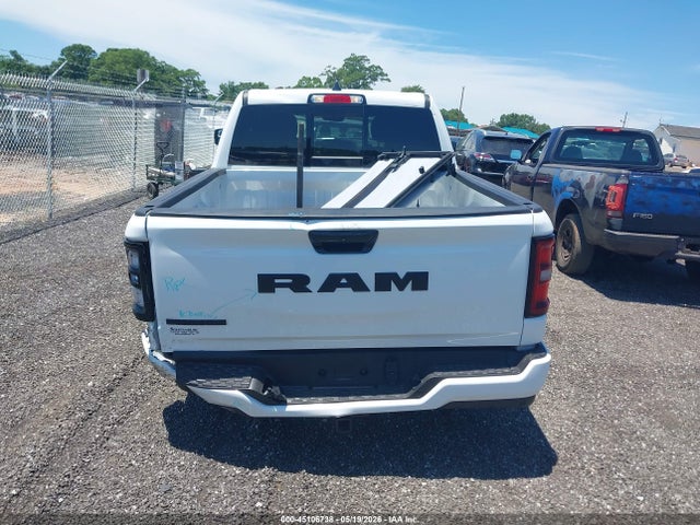 Ram 1500 Big Horn  4x2 5'7 Box