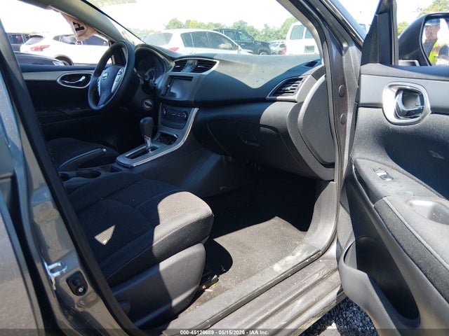 Nissan Sentra Fe+ S