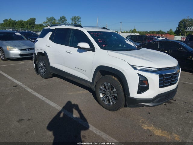 Salvage Chevrolet Equinox Image