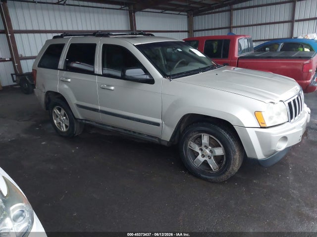 Salvage Jeep Grand Cherokee Image
