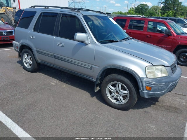 Salvage Honda CR-V Image