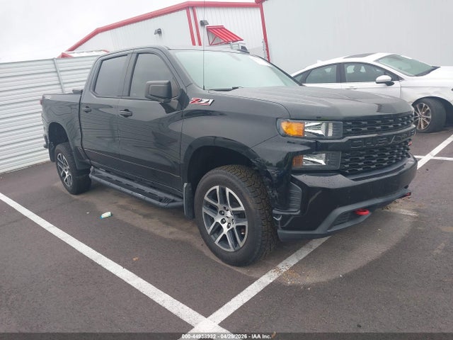 Salvage Chevrolet Silverado 1500 Image