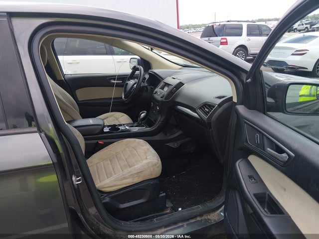 Ford Edge Se