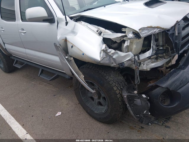 Toyota Tacoma Base V6