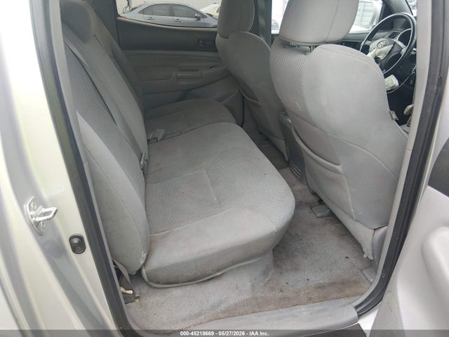 Toyota Tacoma Base V6