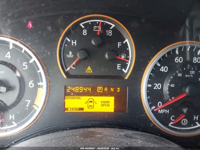 Nissan Titan Se