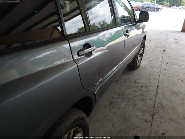 Toyota Highlander Limited V6