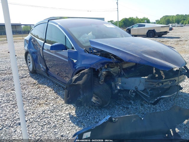 Salvage Tesla Model X Image