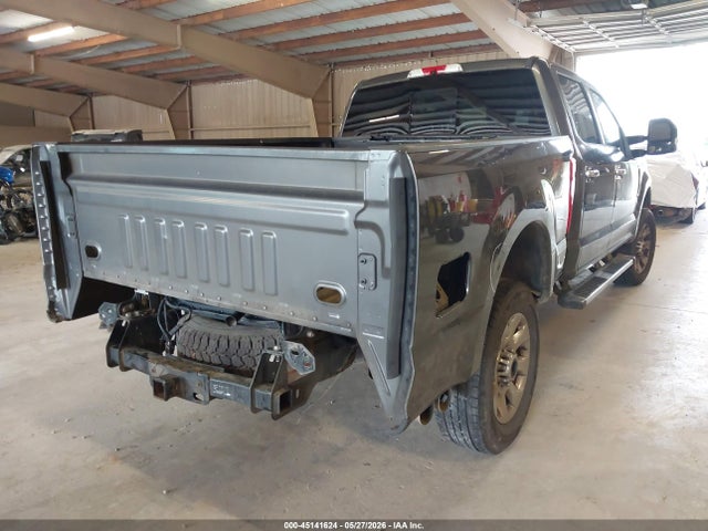 Ford F-250 Lariat