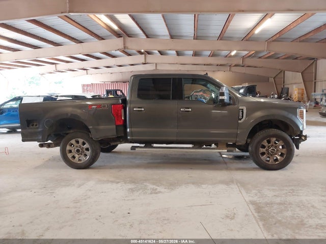 Ford F-250 Lariat