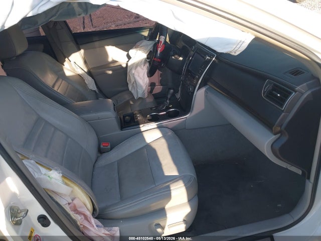 Toyota Camry Xle