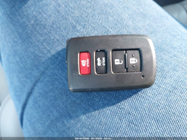 Toyota Camry Xle