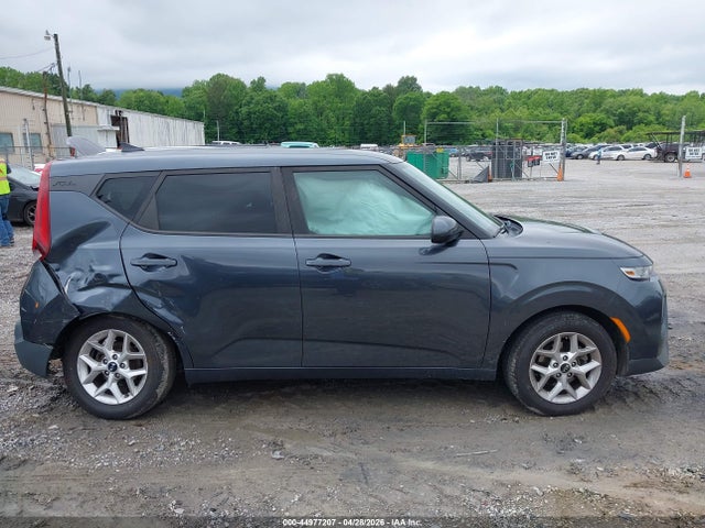 Kia Soul S