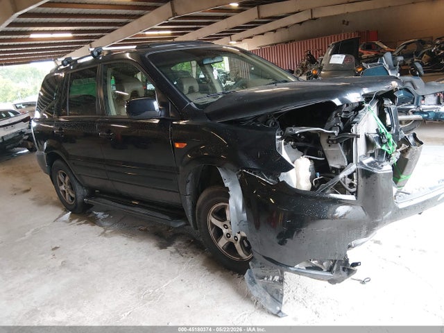 Salvage Honda Pilot Image