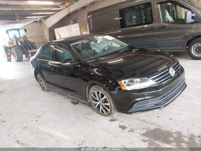 Salvage Volkswagen Jetta Image