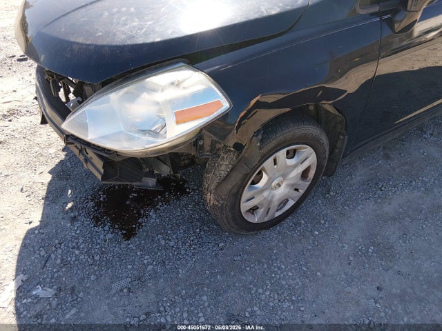 Nissan Versa 1.8s