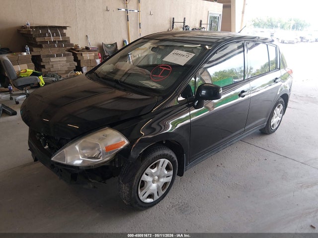 Nissan Versa 1.8s