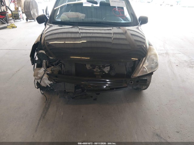 Nissan Versa 1.8s
