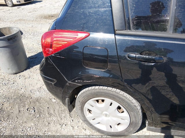 Nissan Versa 1.8s