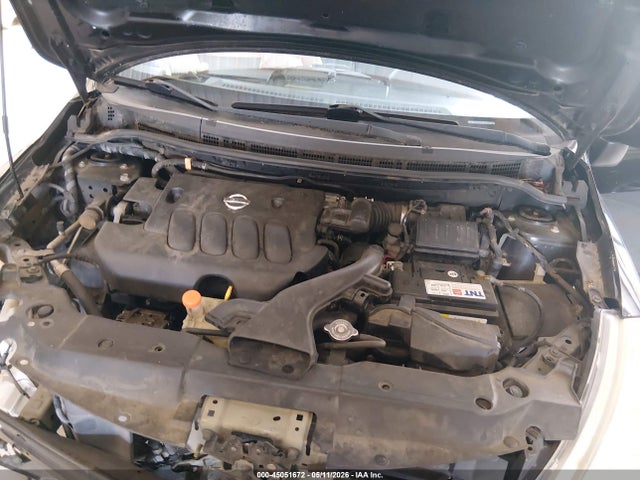 Nissan Versa 1.8s