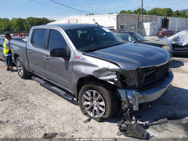 Salvage Chevrolet Silverado 1500 Image